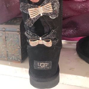 Custom RHINESTONE BOW Uggs